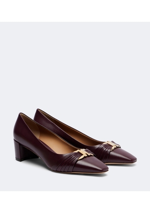 Ferragamo Tillya leather pumps