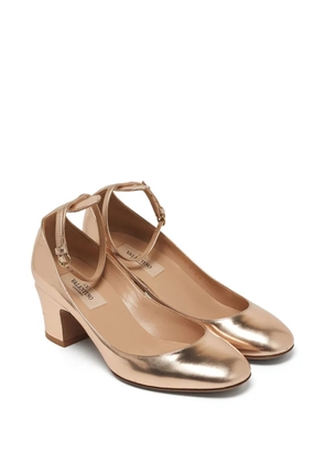 Valentino Garavani Pre-Owned Tango leather heeled pumps - Gold