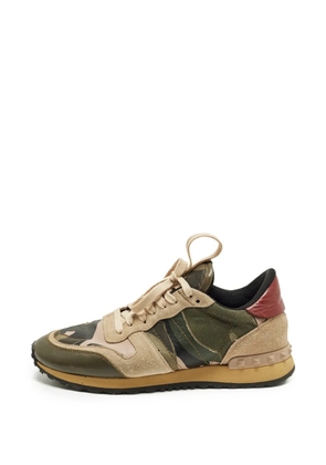 Valentino Garavani Pre-Owned Rockrunner camouflage sneakers - Green