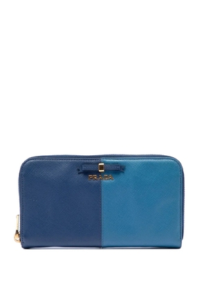 Prada Pre-Owned 2010-2026 Bicolor Saffiano Bow Zip Wallet long wallets - Blue