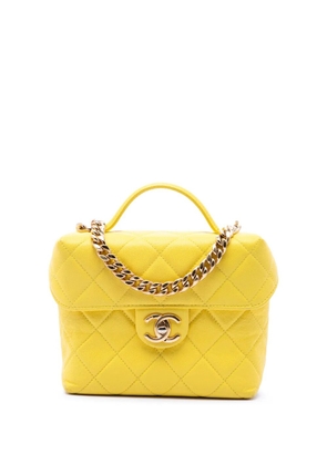 CHANEL Pre-Owned 2021-2026 Quilted Caviar Handy Box Vanity Case with Chain satchel - Yellow