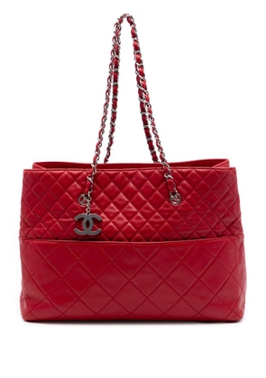 CHANEL Pre-Owned 2010-2011 Large Quilted Calfskin In The Business tote bag - Red