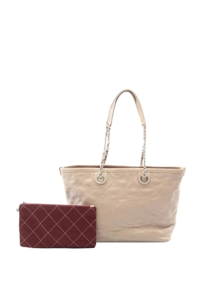 CHANEL Pre-Owned 2014-2015 CC Wild Stitch Caviar tote bag - Neutrals