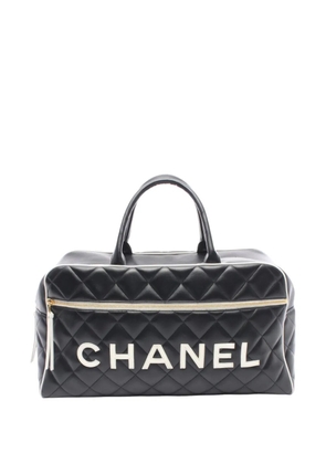 CHANEL Pre-Owned 1994-1996 Quilted Calfskin Logo Bowler Weekend Bag travel bag - Black