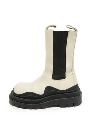 Bottega Veneta Pre-Owned Tire slip-on boots - Neutrals