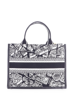 Christian Dior Pre-Owned Book with Strap Embroidered Canvas Medium tote bag - Black