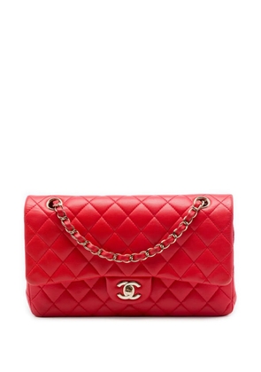 CHANEL Pre-Owned 2016-2017 Medium Classic Lambskin Double Flap shoulder bag - Red