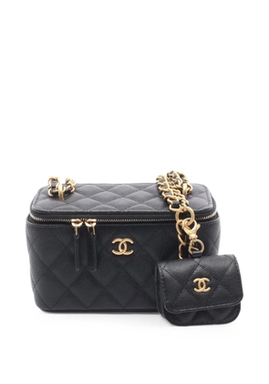 CHANEL Pre-Owned 2010s Matelassé vanity shoulder bag - Black