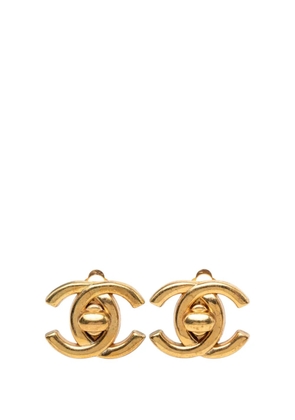 CHANEL Pre-Owned 1996 CC Gold Plated Turn Lock Clip On Earrings costume earrings