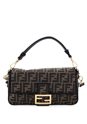 Fendi Pre-Owned Baguette NM Bag Zucca Canvas Medium shoulder bag - Brown