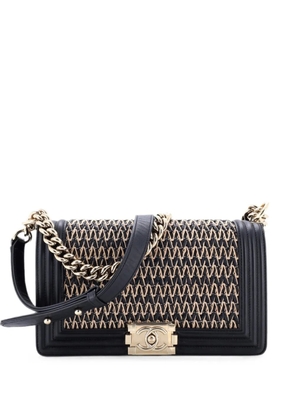 CHANEL Pre-Owned Boy Flap Bag Chevron Woven Raffia and Leather Old Medium shoulder bag - Black