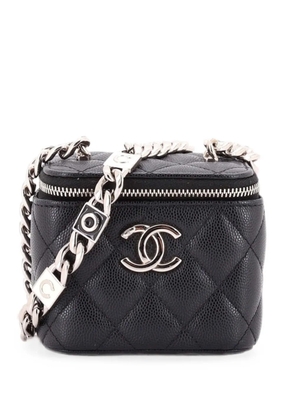 CHANEL Pre-Owned Coco Enamel Strap Vanity Case with Chain Quilted Caviar Mini crossbody bag - Black