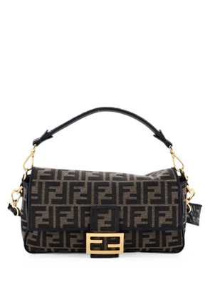 Fendi Pre-Owned Baguette NM Bag Zucca Canvas Medium shoulder bag - Brown