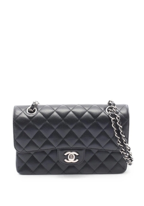 CHANEL Pre-Owned 2010s Matelassé shoulder bag - Black