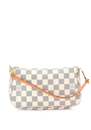 Louis Vuitton Pre-Owned Pochette Accessoires Damier clutch bag - White