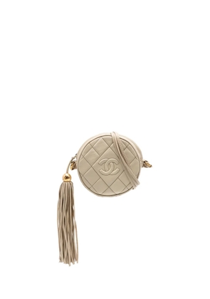 CHANEL Pre-Owned 1989-1991 CC Quilted Lambskin Tassel Round crossbody bag - Brown