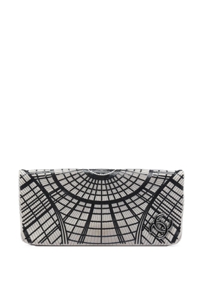 CHANEL Pre-Owned 2010-2011 Sequin Embellished Lambskin Grand Palais clutch bag - Grey