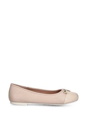 Love Moschino bow-detail patent-toe ballet flats - Neutrals