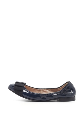 Miu Miu Pre-Owned bow-detail scrunch leather ballet flats - Blue