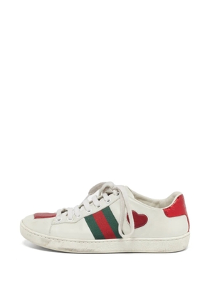 Gucci Pre-Owned Ace Web heart low-top sneakers - White