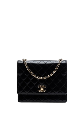 CHANEL Pre-Owned 2011 CC Quilted Patent Square Flap crossbody bag - Black