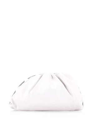 Bottega Veneta Pre-Owned The Pouch Leather clutch bag - White