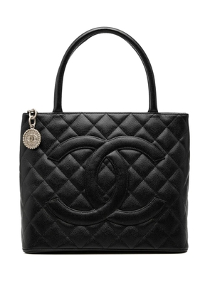 CHANEL Pre-Owned 2005-2006 Caviar Medallion tote bag - Black