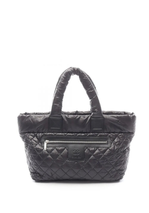 CHANEL Pre-Owned 2019 Medium Quilted Nylon Reversible Coco Cocoon tote bag - Black