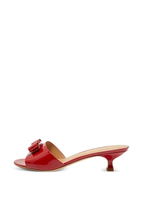 Ferragamo Pre-Owned Vara Bow heeled sandals - Red