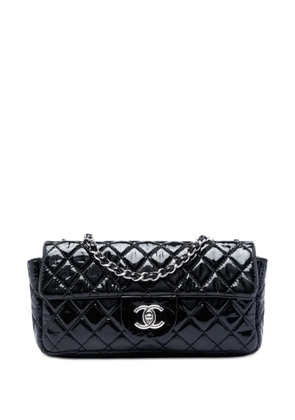 CHANEL Pre-Owned 2008-2009 Quilted Patent East West Single Flap shoulder bag - Black