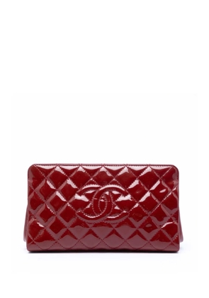 CHANEL Pre-Owned 2012-2013 CC Quilted Patent Timeless clutch bag - Red
