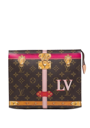Louis Vuitton Pre-Owned 2018 Monogram Summer Trunks Toiletry Pouch 26 clutch bag - Brown