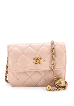 CHANEL Pre-Owned Pearl Crush Flap Clutch with Chain Quilted Lambskin Mini crossbody bag - Neutrals