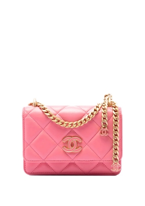 CHANEL Pre-Owned 2021 Mini Quilted Lambskin Pending CC Wallet On Chain crossbody bag - Pink