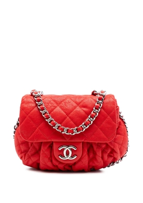 CHANEL Pre-Owned 2011 Mini CC Quilted Washed Lambskin Chain Around Flap crossbody bag - Red