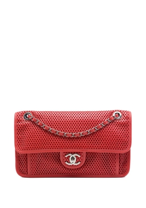 CHANEL Pre-Owned 2012-2013 Medium Perforated Calfskin Up In The Air Flap shoulder bag - Red