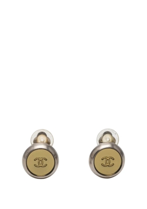 CHANEL Pre-Owned 1998 CC Brass and Gold Plated Disc Clip On Earrings costume earrings