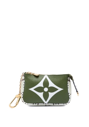 Louis Vuitton Pre-Owned 2019 Monogram Giant Micro Pochette Accessoires pouch - Green