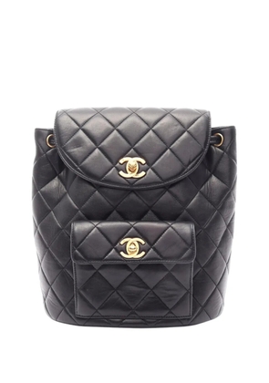 CHANEL Pre-Owned 2002-2003 Medium Quilted Lambskin Duma backpack - Black