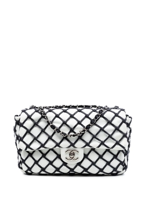 CHANEL Pre-Owned 2010-2011 Jumbo Lambskin Canebiers Net Flap shoulder bag - White