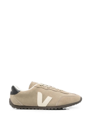 VEJA GT logo-patch lace-up sneakers - Neutrals