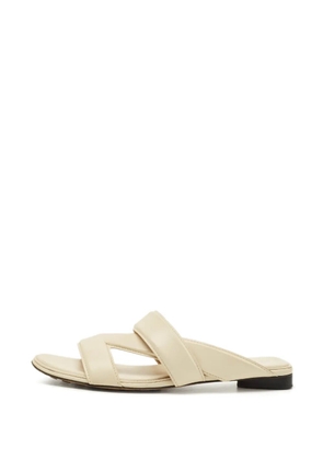 Bottega Veneta Pre-Owned The Band leather slides - Neutrals