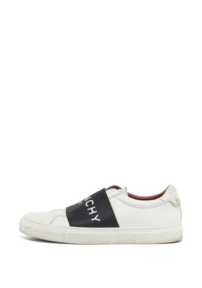 Givenchy Pre-Owned Urban Street slip-on sneakers - White