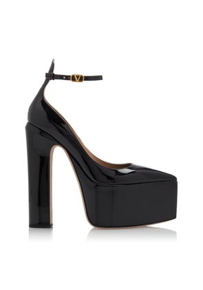 Valentino Garavani Tan-Go Patent-Leather Platform Pumps - Moda Operandi