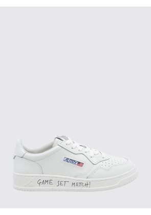 AUTRY Medalist Low Trainers in Smooth Calfskin with Perforated Toe