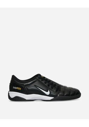 Total 90 Sneakers Black / White