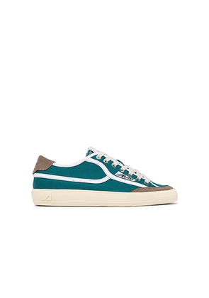 Autry Windscape Low Sneaker in Green. Size 36. Also in 37, 38, 39, 40, 41.