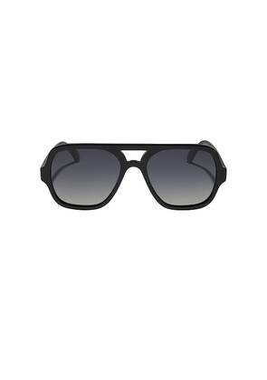 DIFF EYEWEAR Layton Sunglasses in Black.