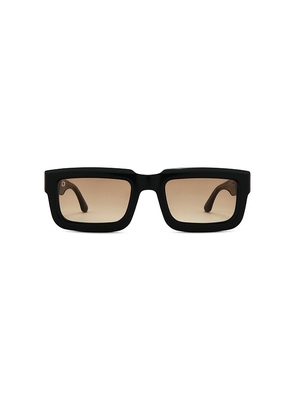 James Oro Hustler Sunglasses in Black.