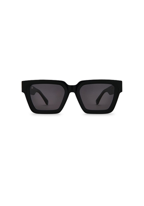 James Oro Hunnids Sunglasses in Black.